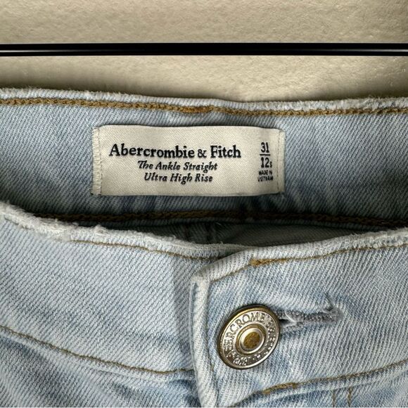 Abercrombie & Fitch Ankle Straight Leg Ultra High Rise Jeans Light Wash 12 31 - Picture 3 of 6